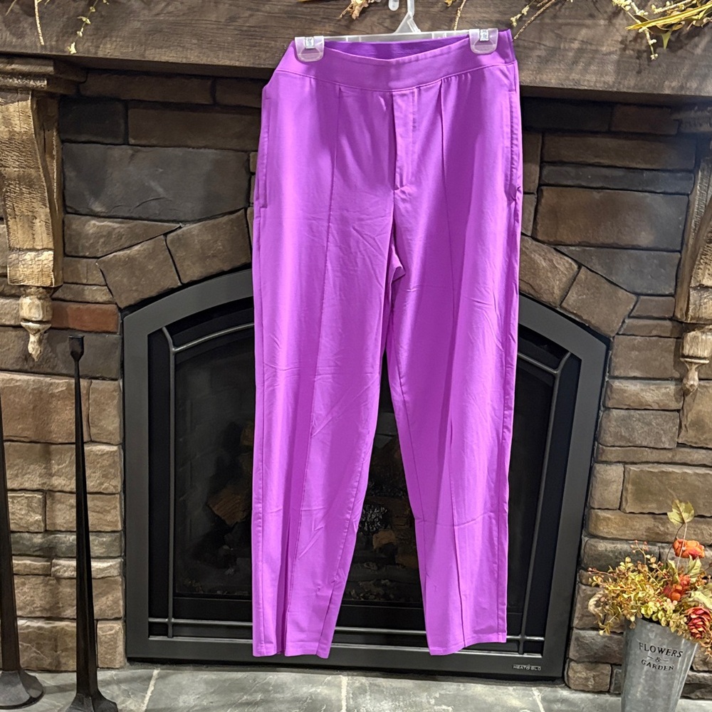 Athleta casual fuschia pant